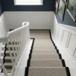 Linear loop stair runner with black border