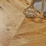 Natural oak chevron engineering wood flooring